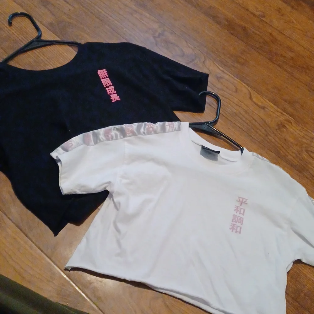 Crop Top Bundle - Picture 2 of 2